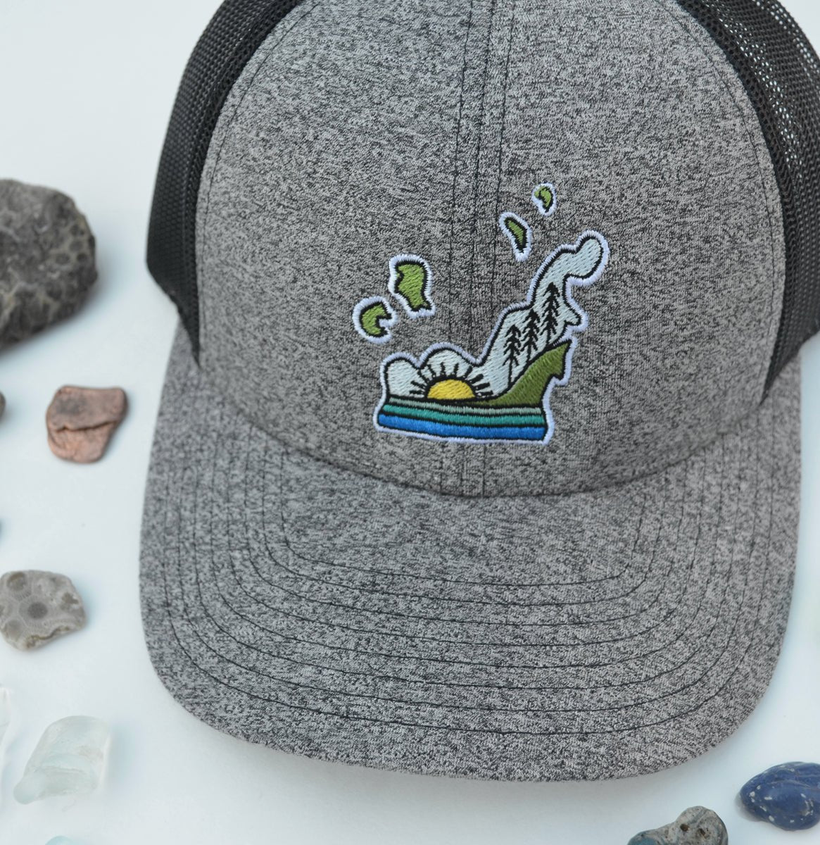 Leelanau Low-profile Trucker Hat in Heather Gray & Black - jacobandlouise.com